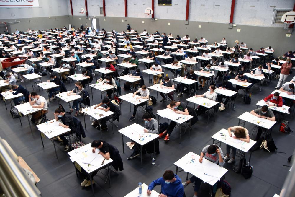 Annales bac français 2024, sujets corrigés, centres étrangers